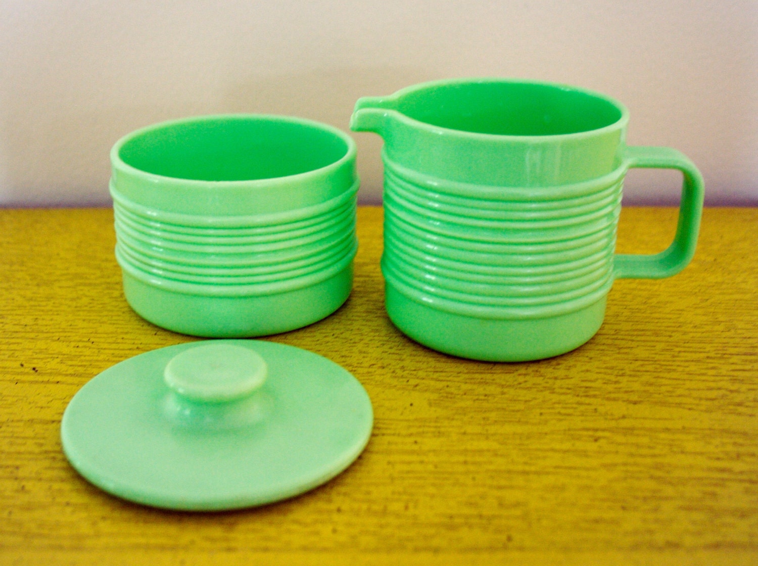 Melamine Melmac cream sugar set vintage Rubbermaid mint green