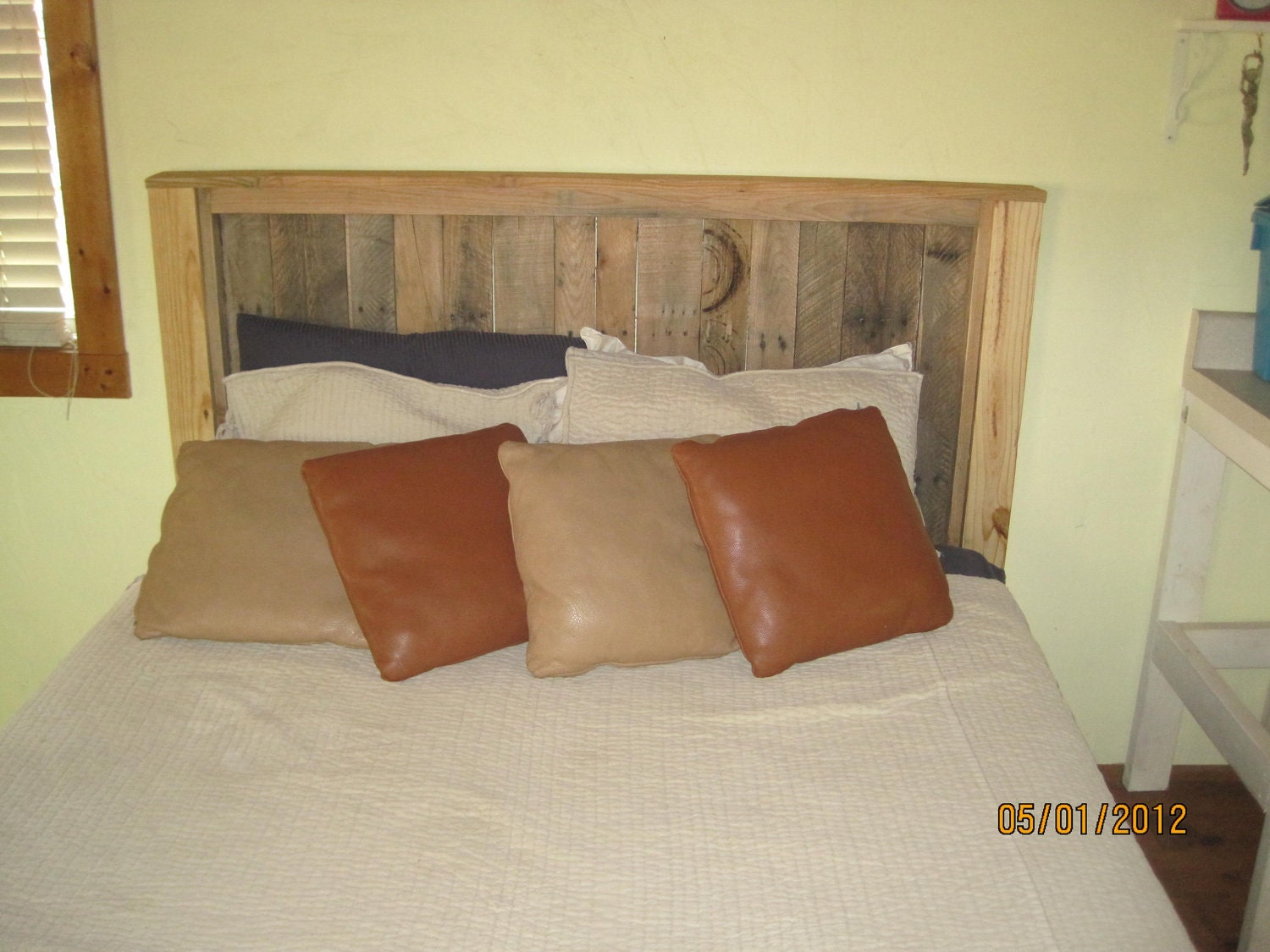 Queen Size Headboard/Footboard- reciclado / upcycled Madera Pallet