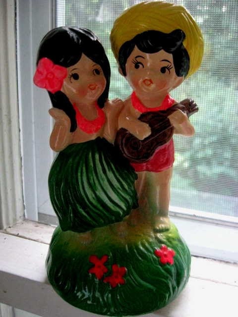 RARE Vintage 1974 Hawaiian Hula Girl and Ukulele Boy Musical 