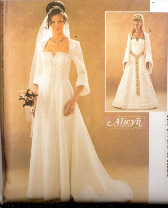 Womens Renaissance Wedding Dress Costume M3861 Sizes 12 thru 18