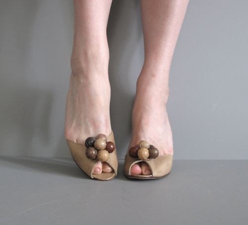 1940s vintage CLUSTER heels 7