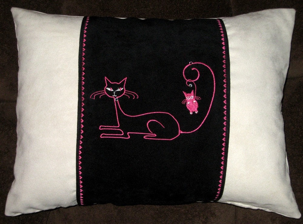 New Neon Pink Cat Accent Pillow New 12 x 16 Insert -- Item 30