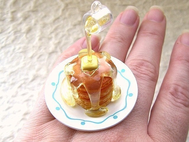 Kawaii Cute Japanese Floating Ring Pancakes With Syrup