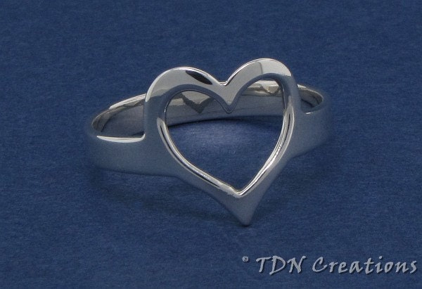 Cute heart sterling silver ring