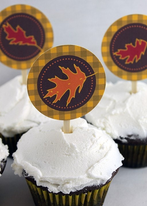 HAPPY HARVEST Lil' Party Tags - Printable Leaf Party Tags