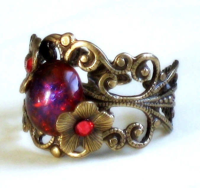 Isadora Enraptured Victorian Ring