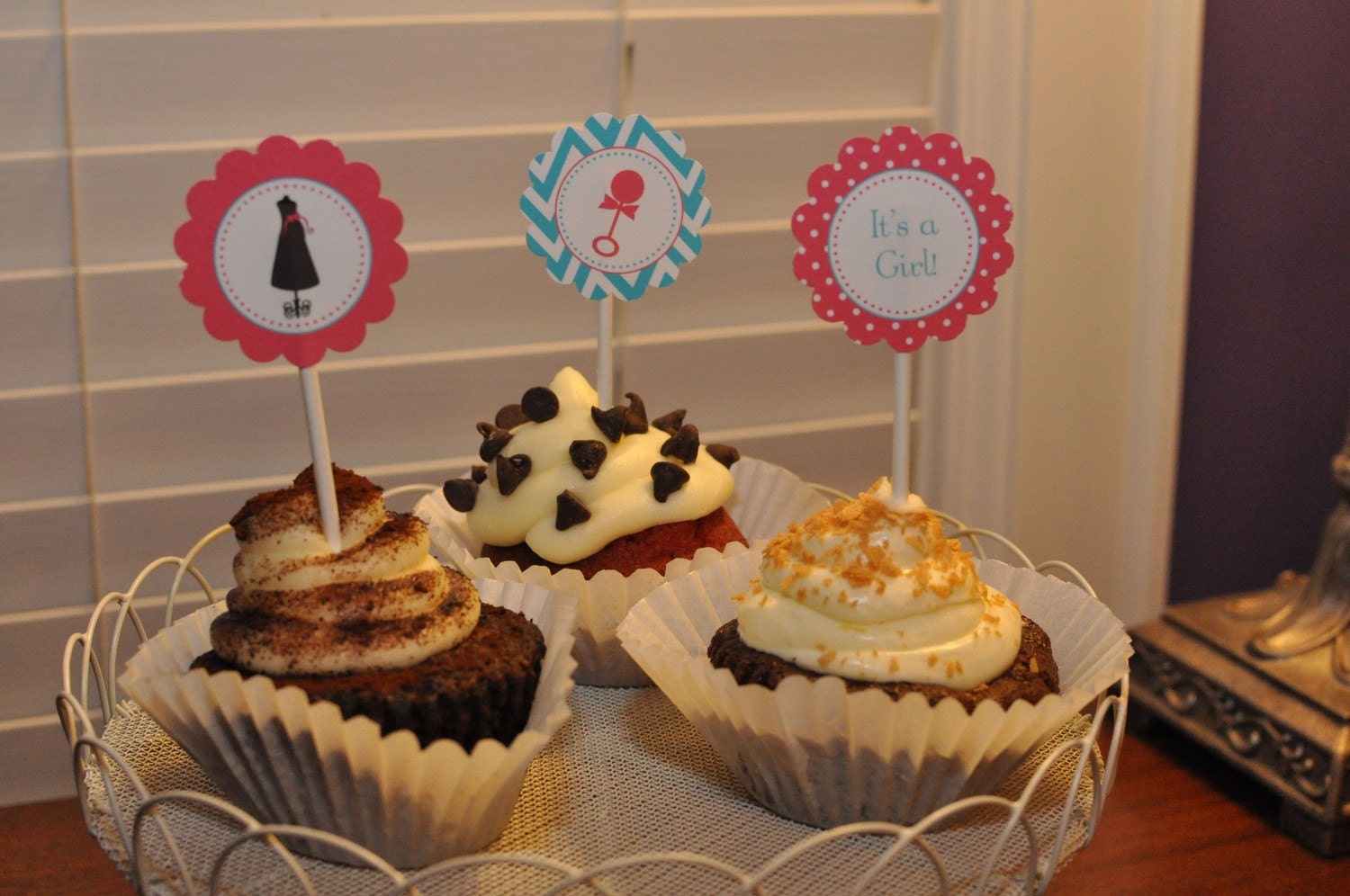 Turquoise and Raspberry Chevron Stripe Party Circles