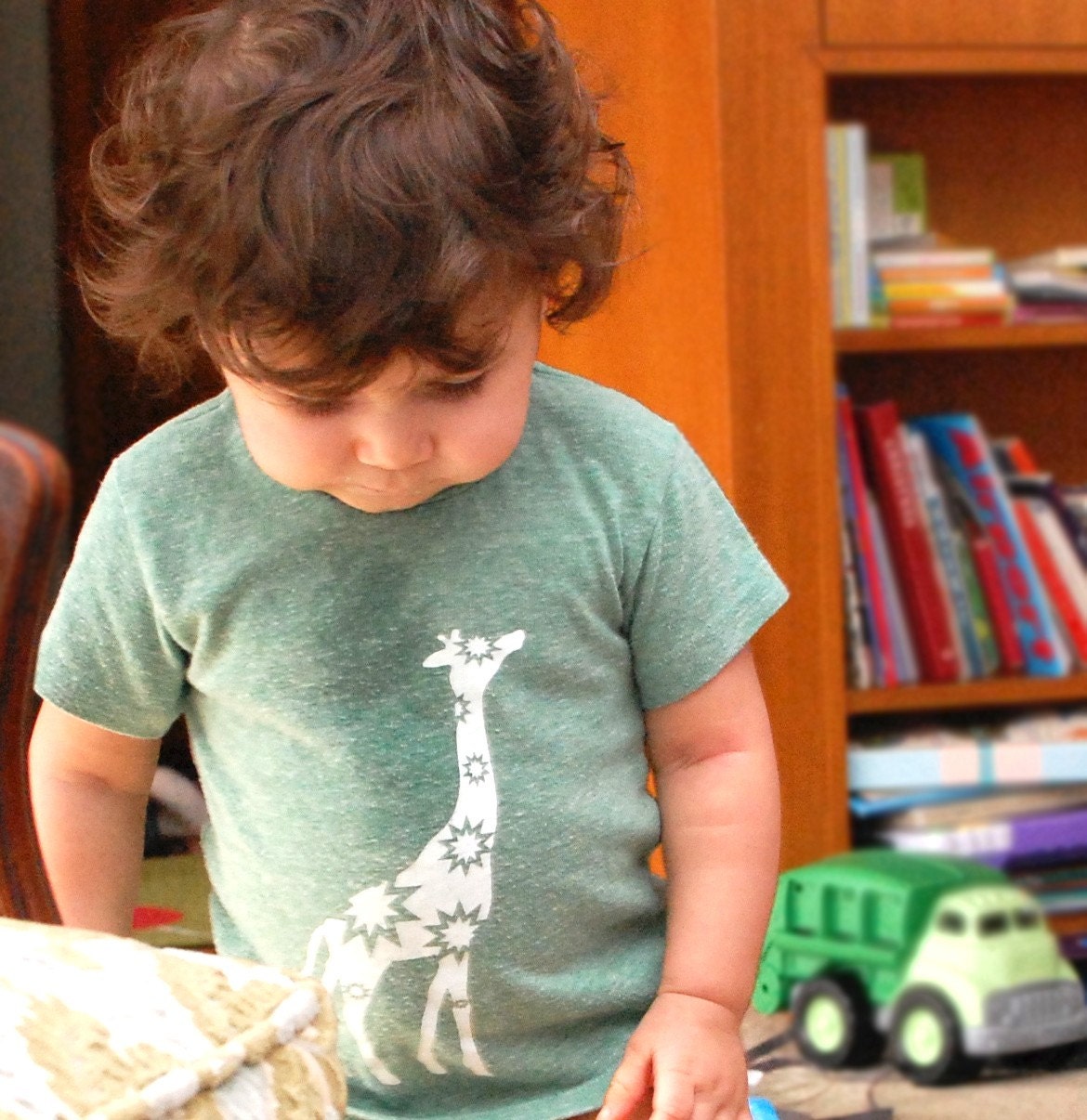 Giraffe T shirt, Recyled Shirt, Baby T Shirt, Toddler Shirt, Green, SALE