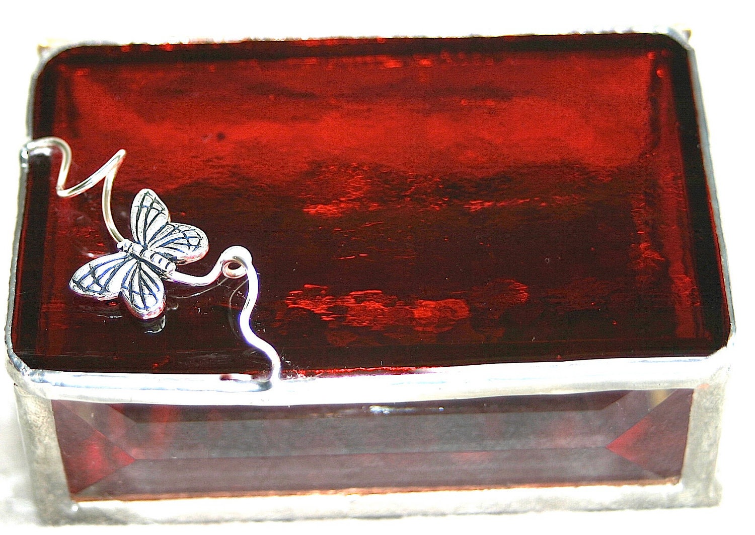 Cranberry Stained Glass Jewelry Box w/ Pewter Cast Butterfly