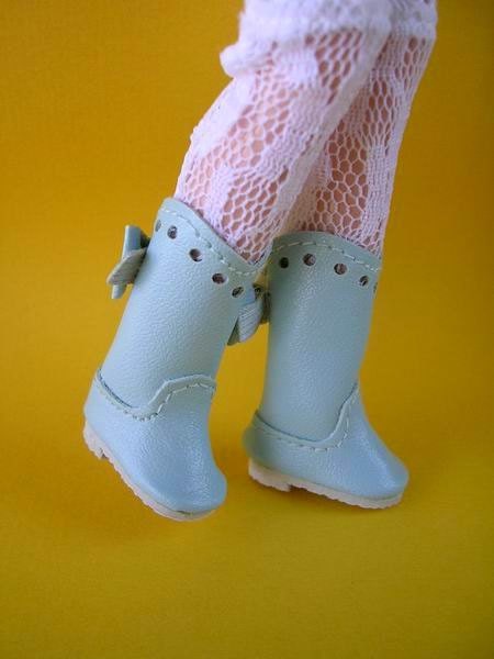 Blythe  Boots with a Ribbon (blue)
