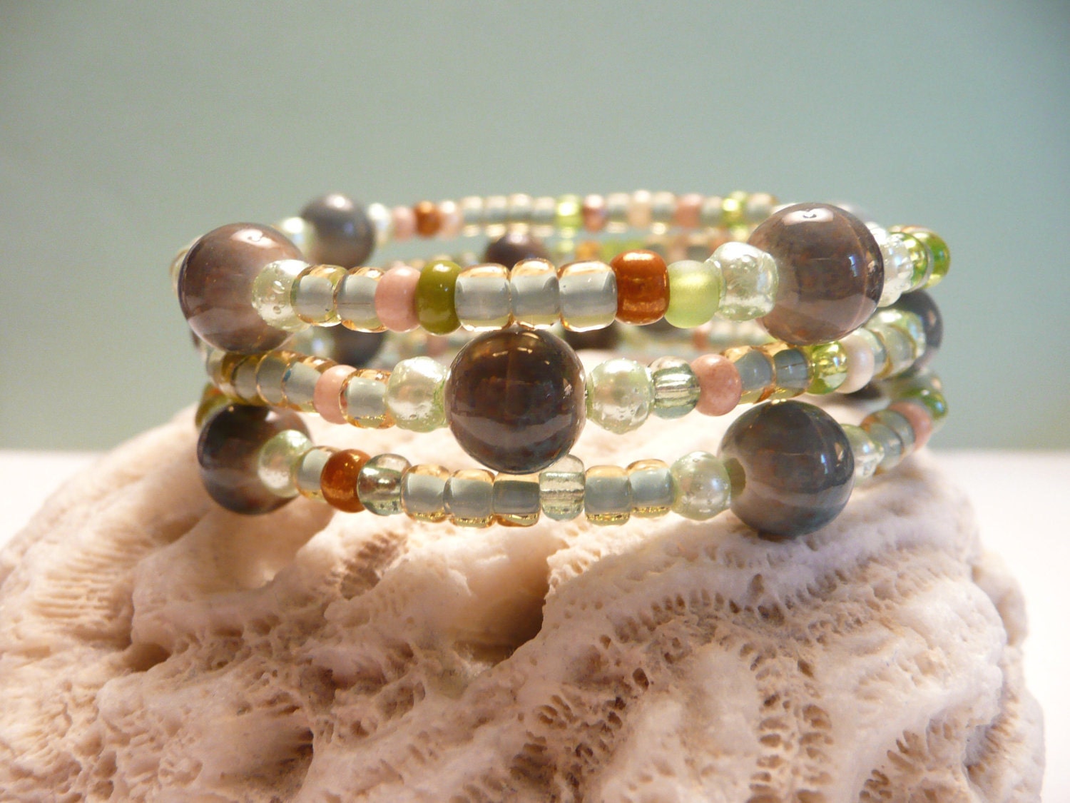 Memory wire bracelet - Shades of green, grey, aqua - wrap around, adjustable