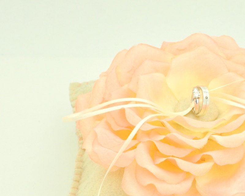 Ring Pillow - Peach and Cream