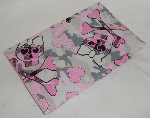 Girly Skulls and Hearts Weekly Planner 2011 / 2012   by WolfBait