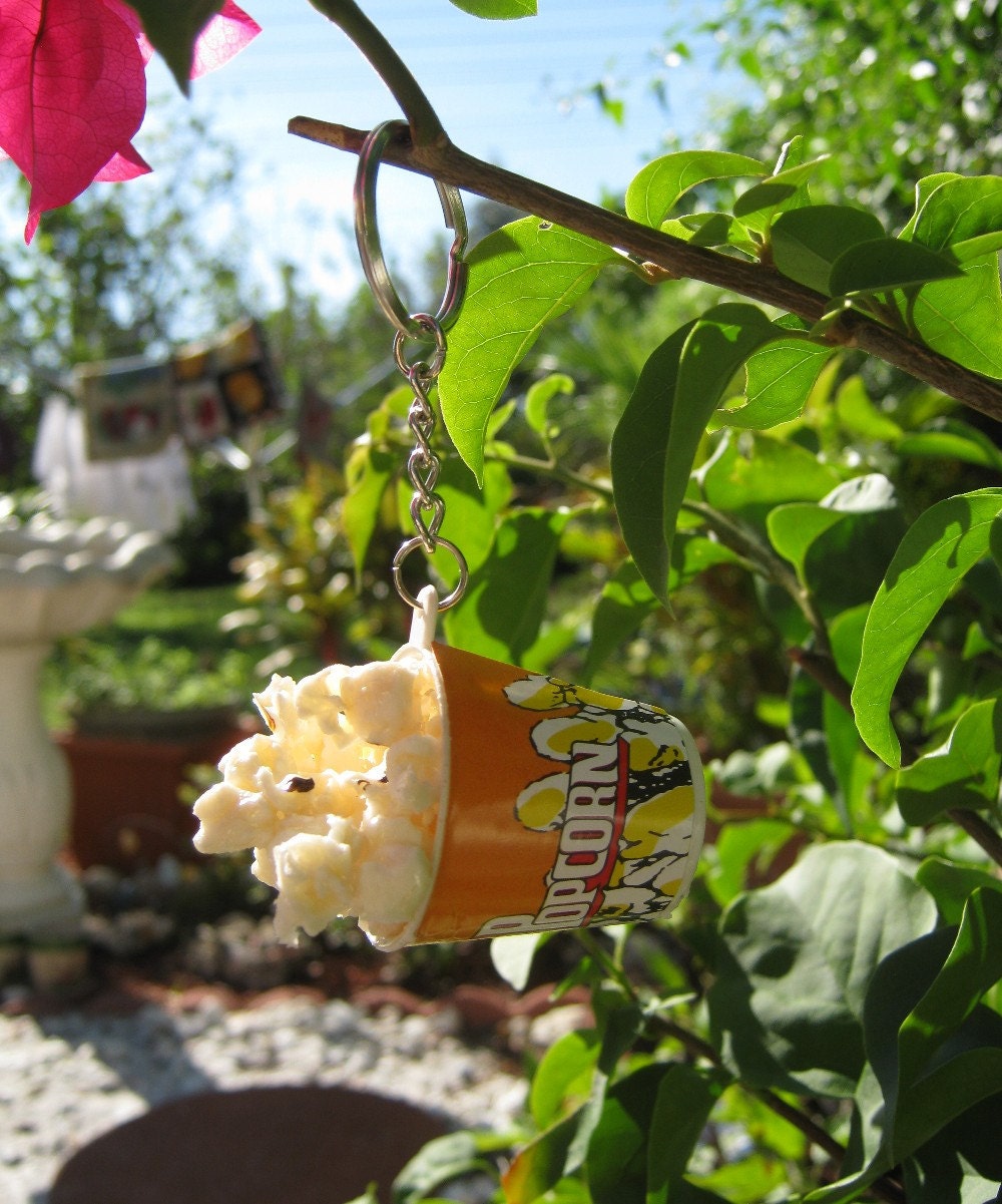 SALE Bucket of Freshly Popped Popcorn Keychain by PinkFrog4U