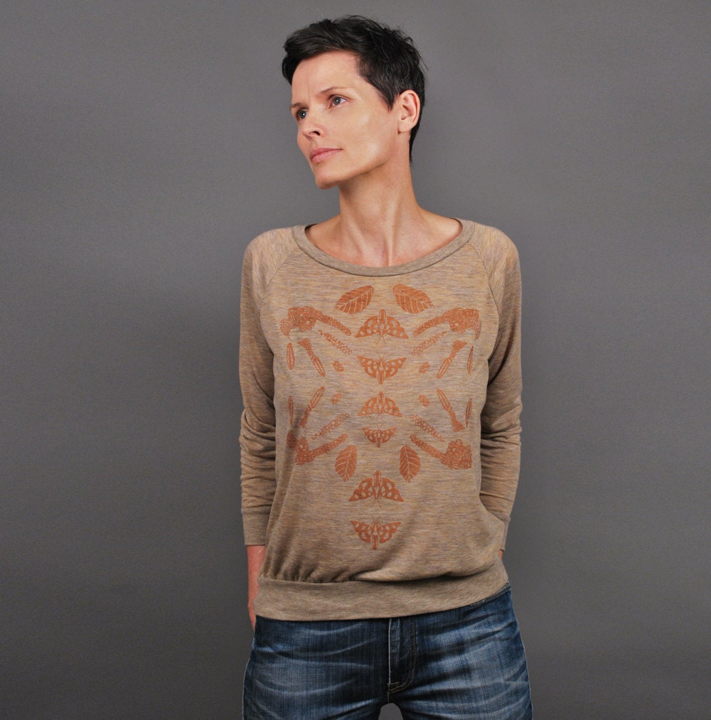 Slouchy Pullover Shirt Camel Brown Ethnic Leaf Moth Motif Print Tribal