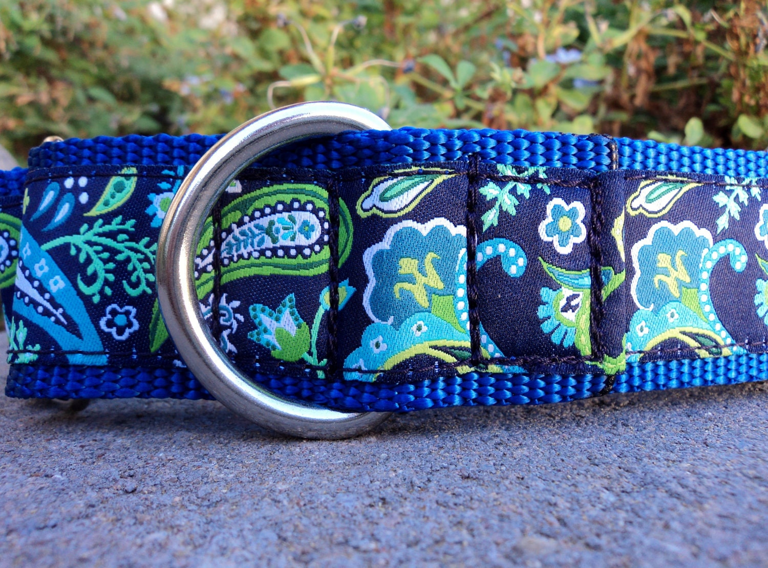 1.5" Adj. Quick Release Collar - Paisley Blue-- Med or Lge(Or as a Martingale)Choose web color