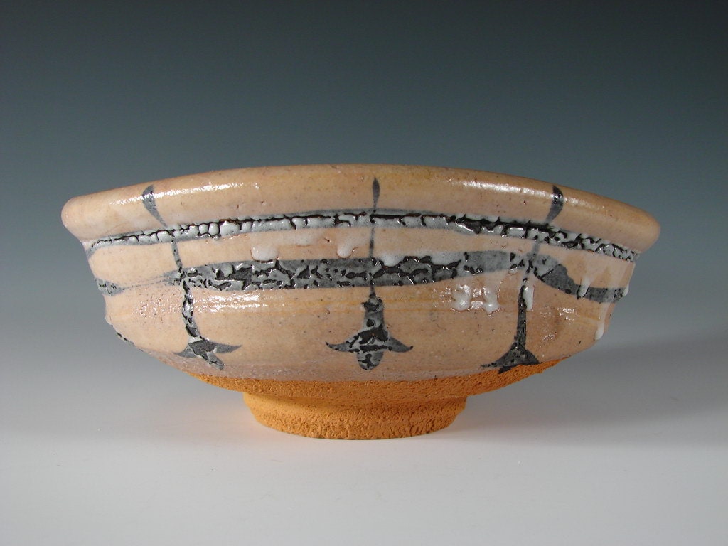 E Karatsu Kutsugata Mukozuke (Oblong food dish w/bird motif)