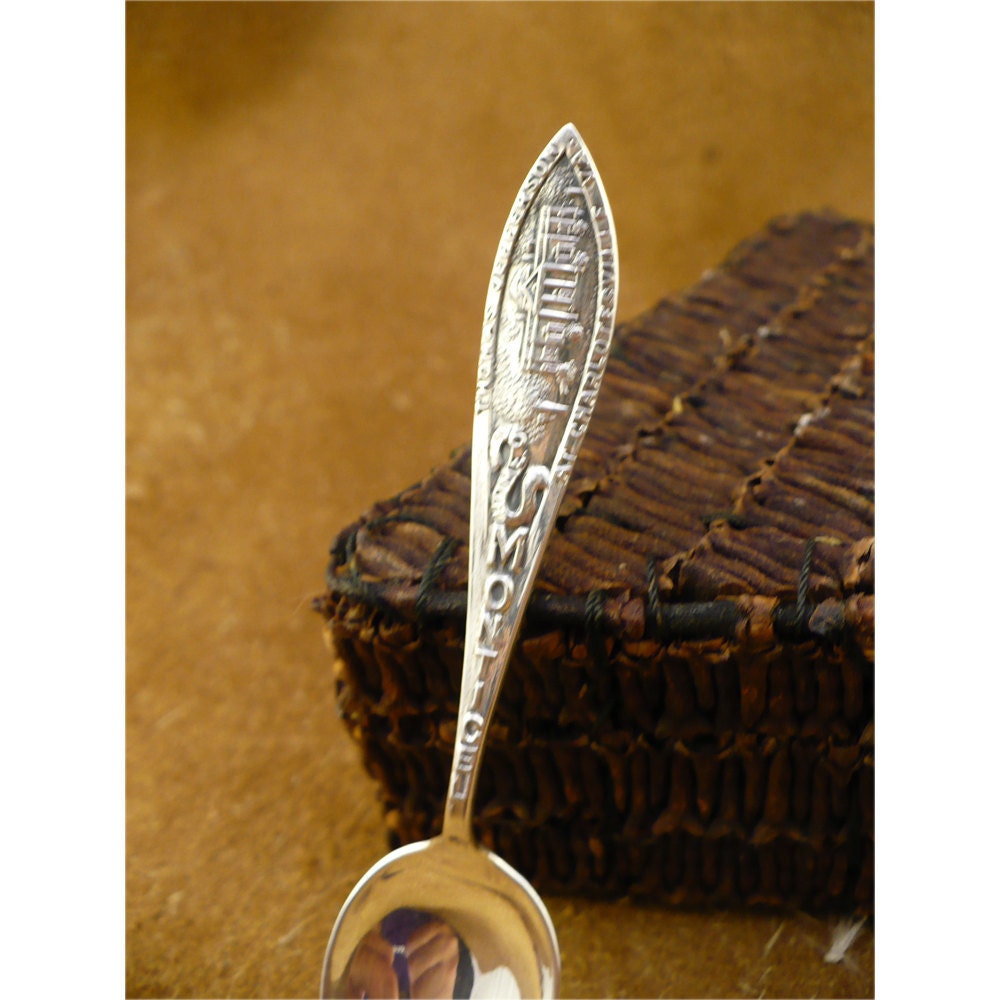 Monticello Vintage Sterling Souvenir Collector Demitasse Spoon