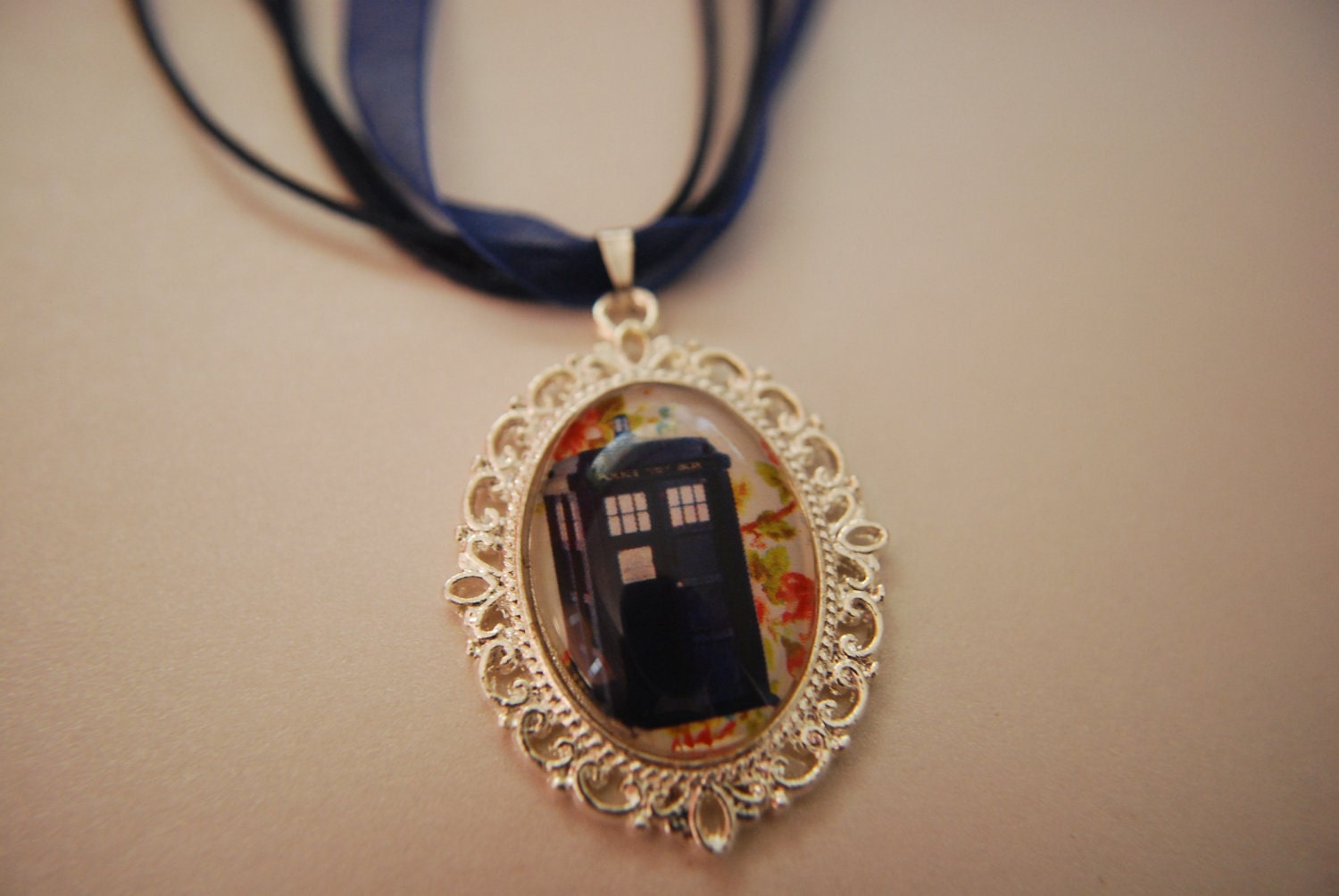 Doctor Who TARDIS cabochon necklace