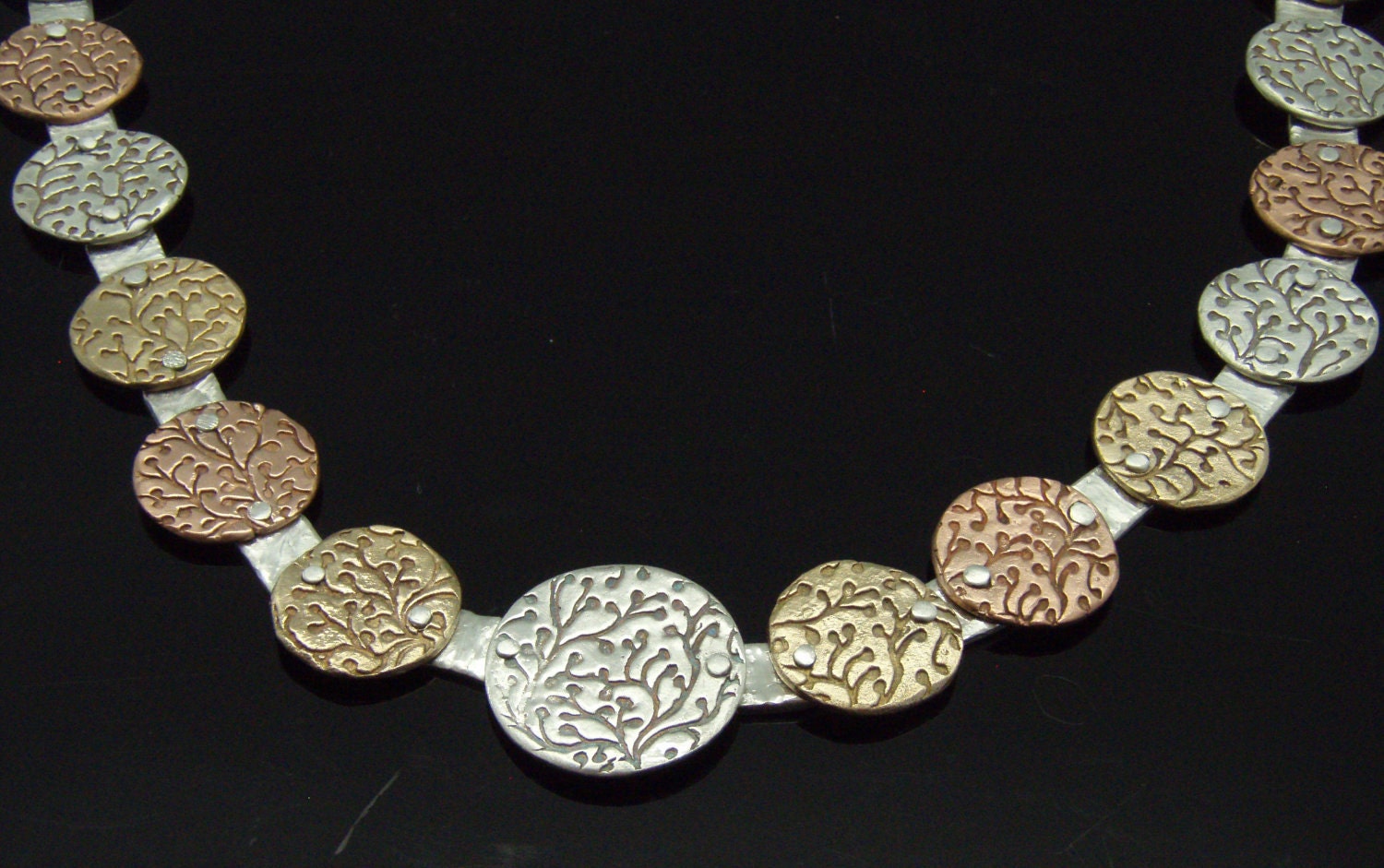 Articulated Necklace in Fine Silver, Bronze and Copper