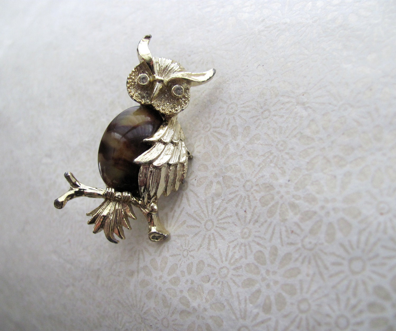 Vintage gold owl brooch designed and signed by Gerry