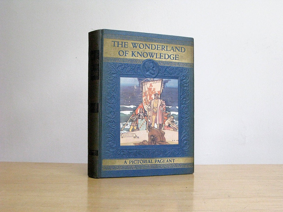 Antique Wonderland of Knowledge Encyclopedia Volume V