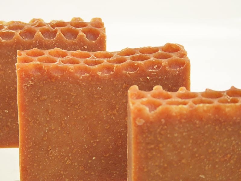 Honey Spice Soap - 100% natural soap with apricot kernel oil, honey, oat flour, cinnamon - palm-free, vegetarian friendly