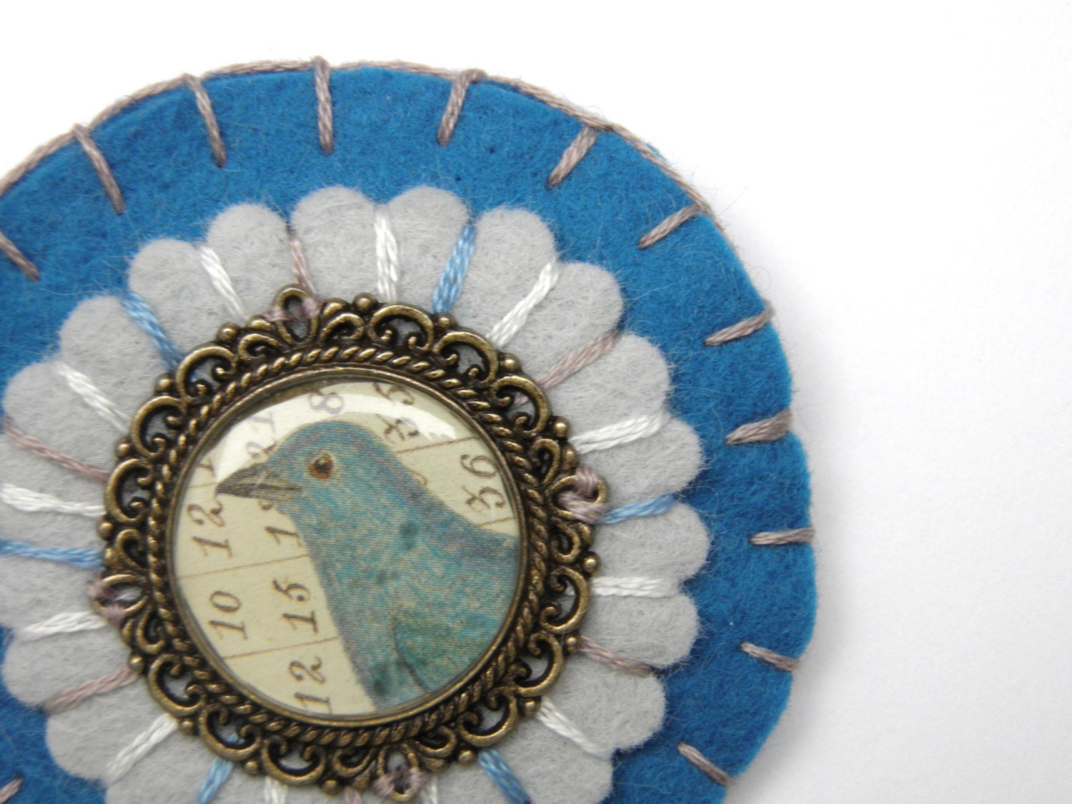 Pin brooch blue grey felt with bird pendant