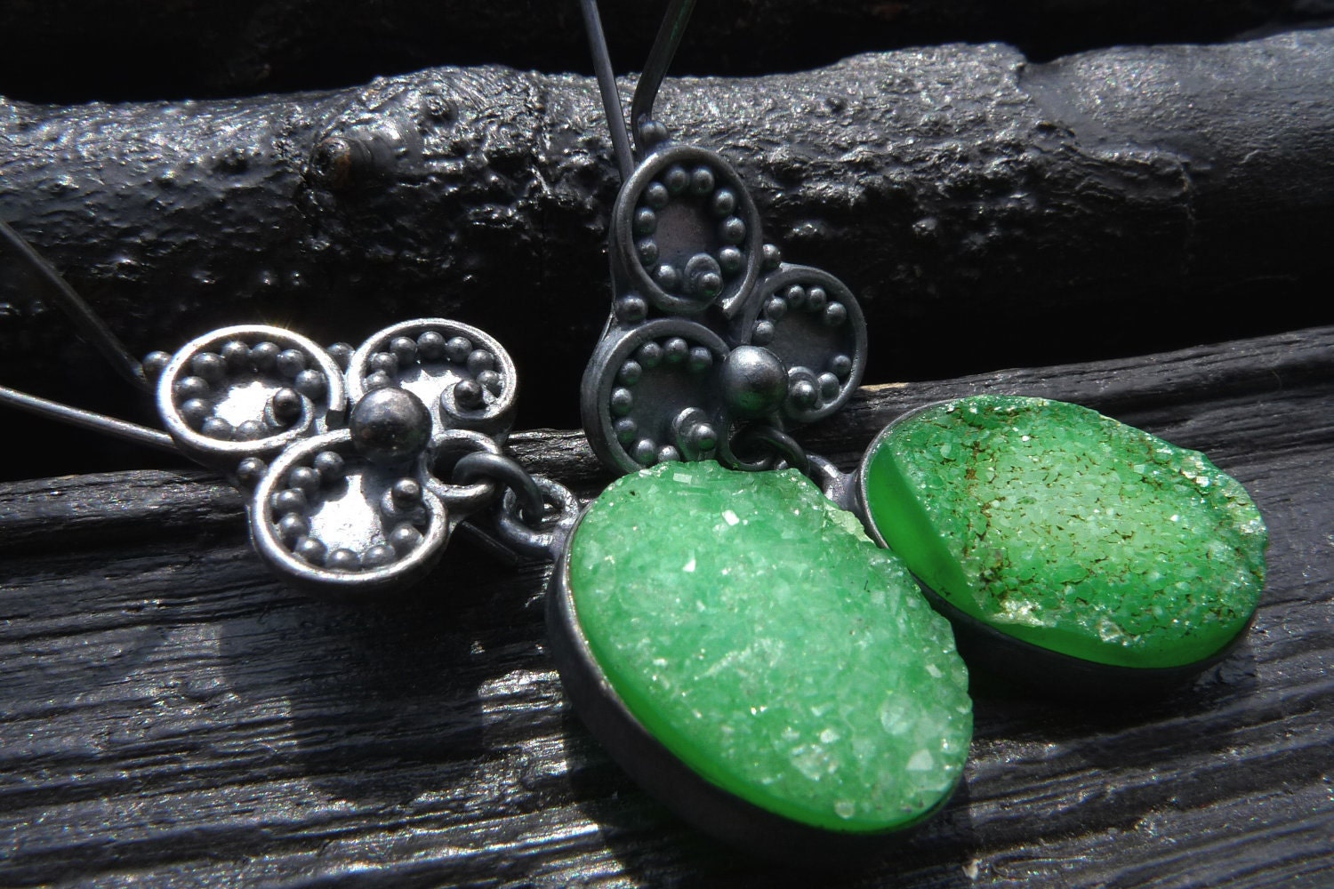 ON SALE green druzy earrings by Beijo Flor by BeijoFlor on Etsy