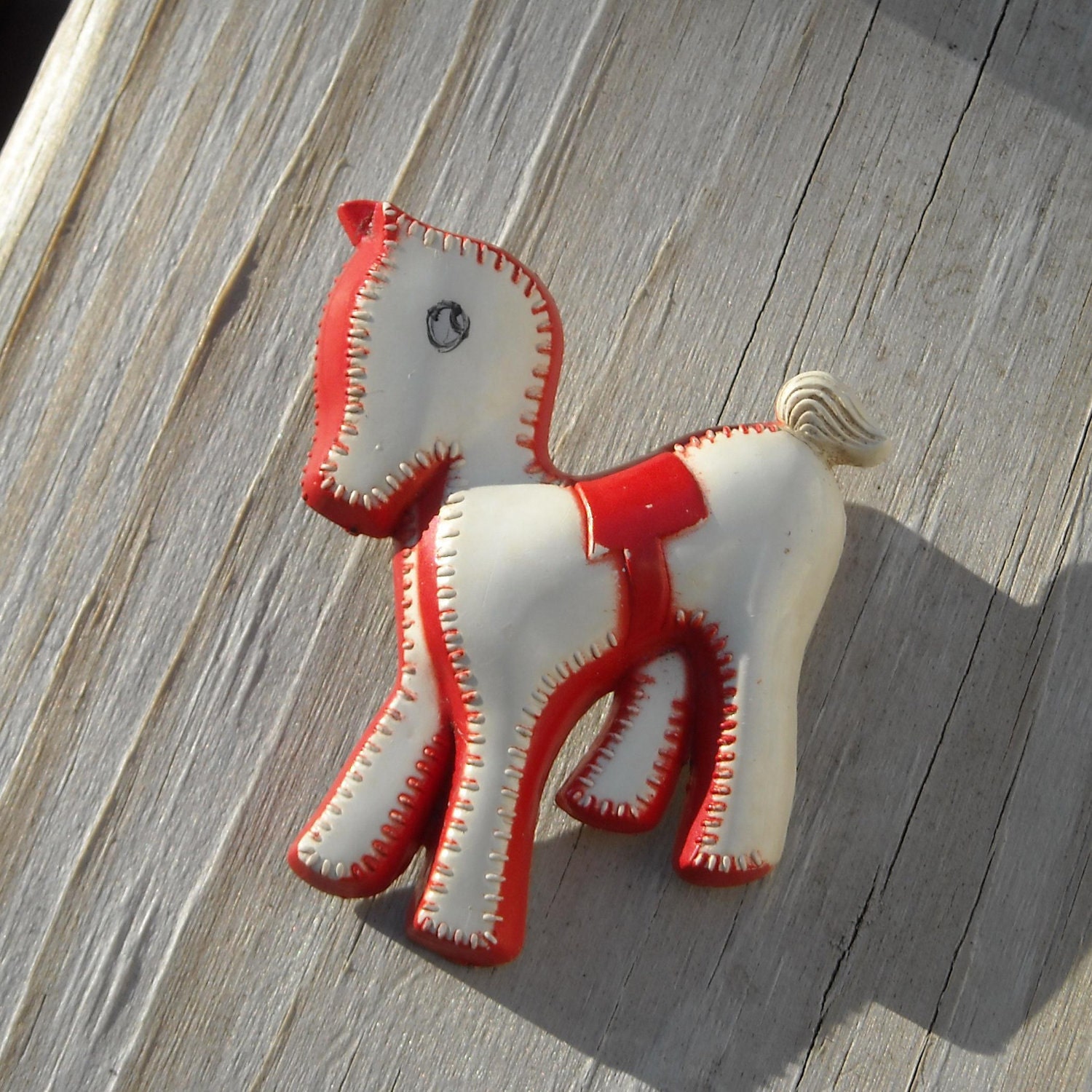 Red and White horse pin
