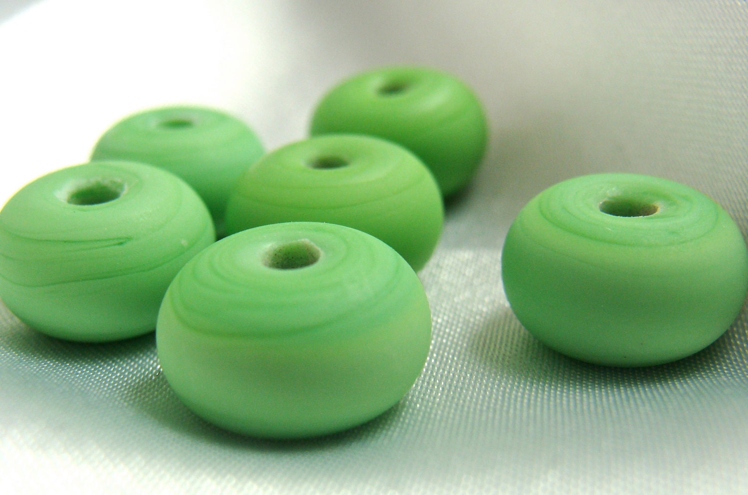 Etched Matte Finish Lampwork Beads Spring Green