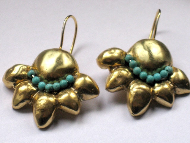 Gold flower earrings hammered brass and  turquoise beads