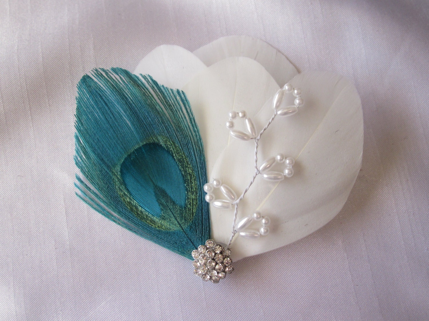 Teal peacock feather and Ivory goose feather hair fascinator, barrette, hair clip - free shipping