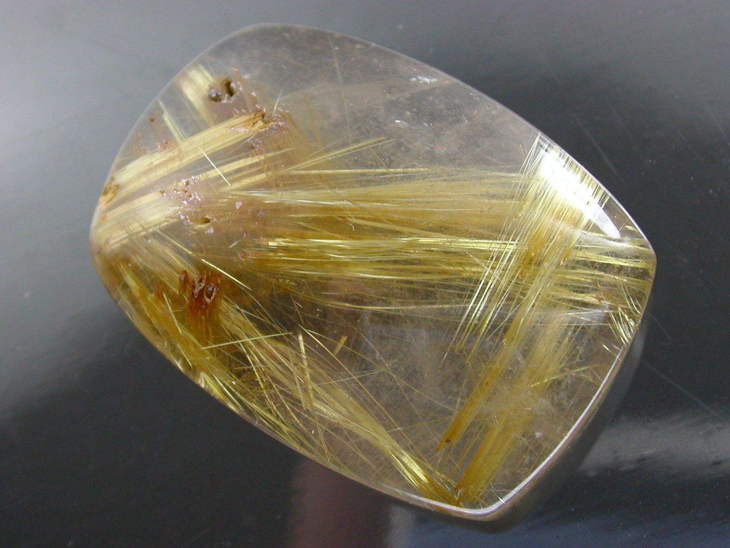 Rutilated Quartz. LARGE. Cushion Shape. 32.5x23 MM (ref.PJ80)