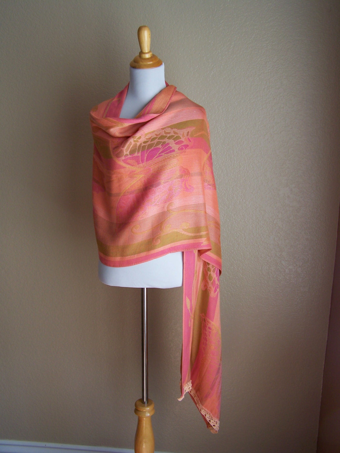 Butterfly Reversible Shawl With Lace Edging Peach Pink Tan