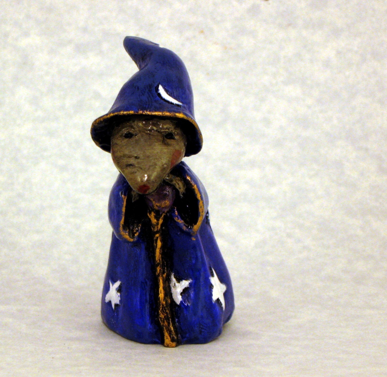Lisa Snellings    Wizard Rat  whose name is Magic