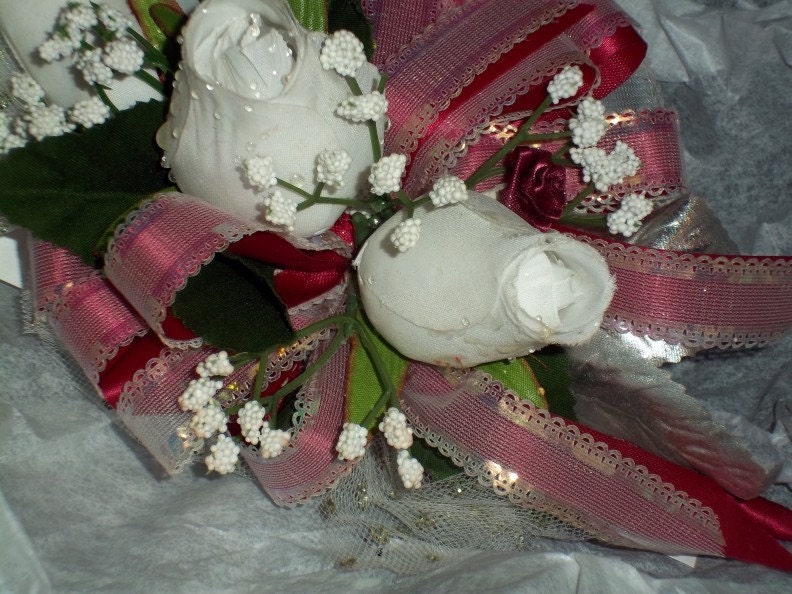 Vintage Corsage Winter Wedding Bouquet Hat Pin Floral Silk Roses Flowers