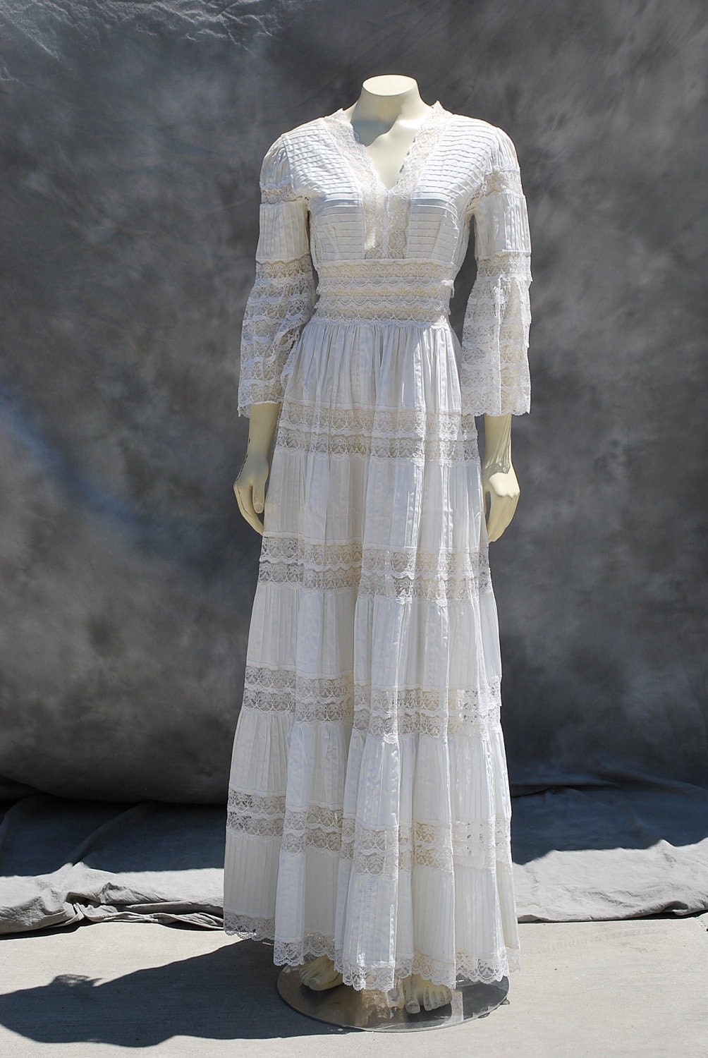 beautiful vintage wedding dress beautiful vintage wedding dress