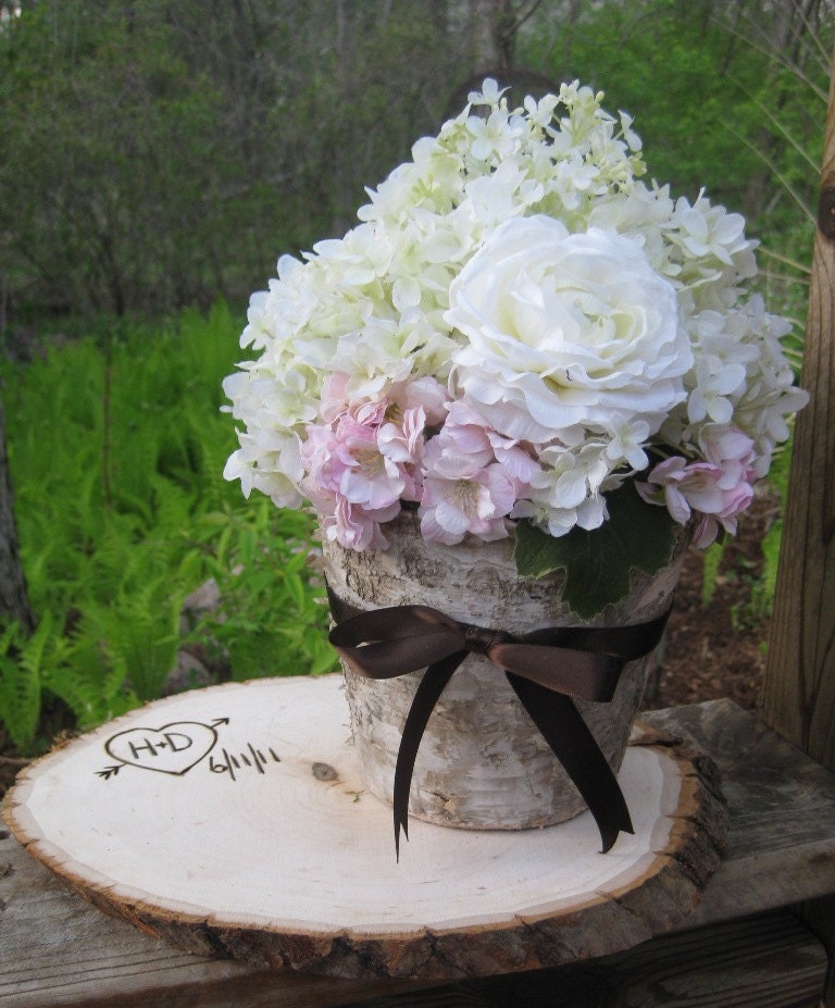 Personalized Rustic Wood Tree Slice for your Wedding Centerpiece