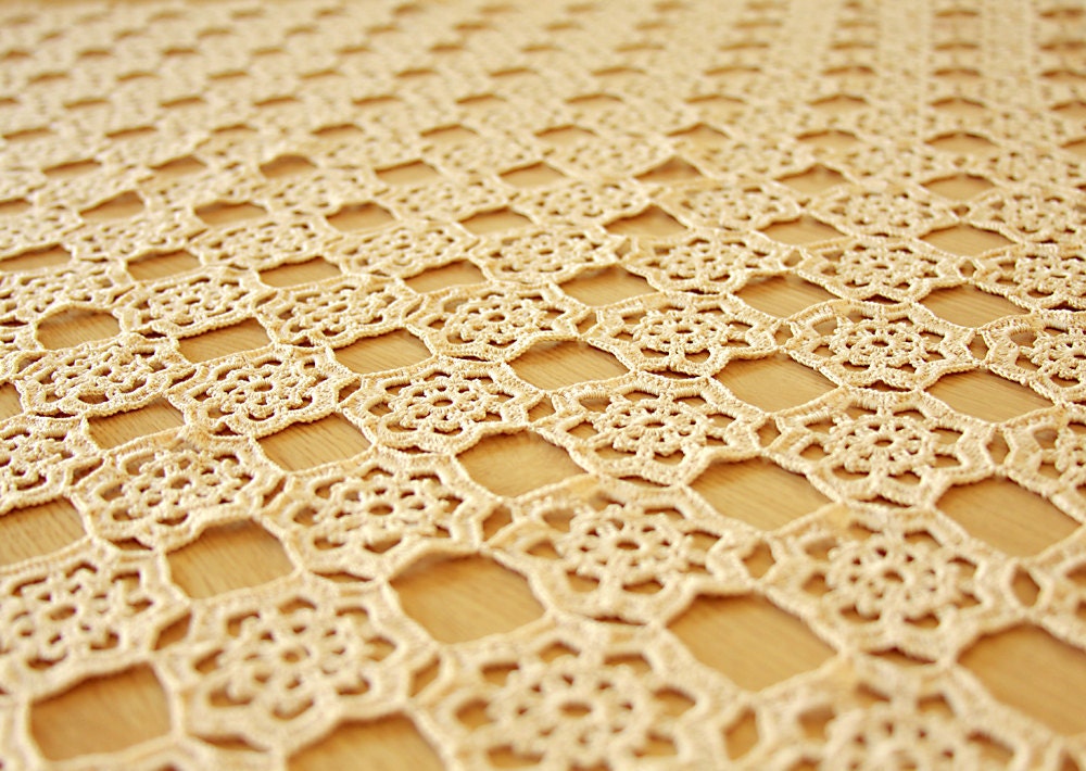 Crochet patterns - crochet tablecloths