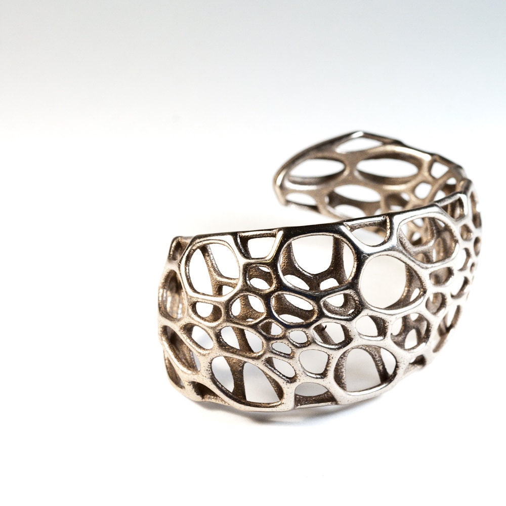 3D printed spiral cuff