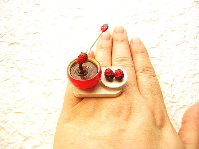 http://img3.etsystatic.com/il_fullxfull.263611263.jpg