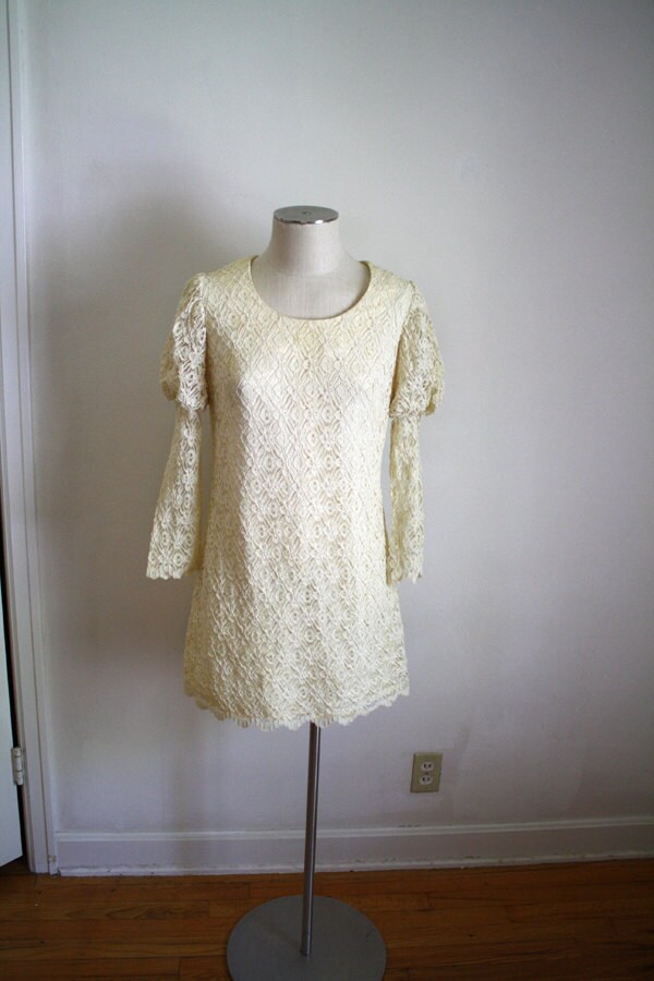 Lace Mini Vintage Wedding or Reception Dress From WoollyMammothVintage