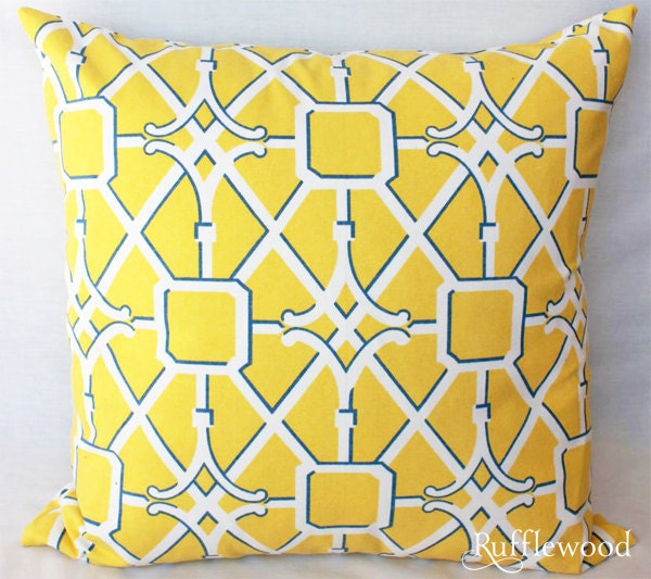 Yellow Contemporary Decor Pillow Livingroom Bedroom