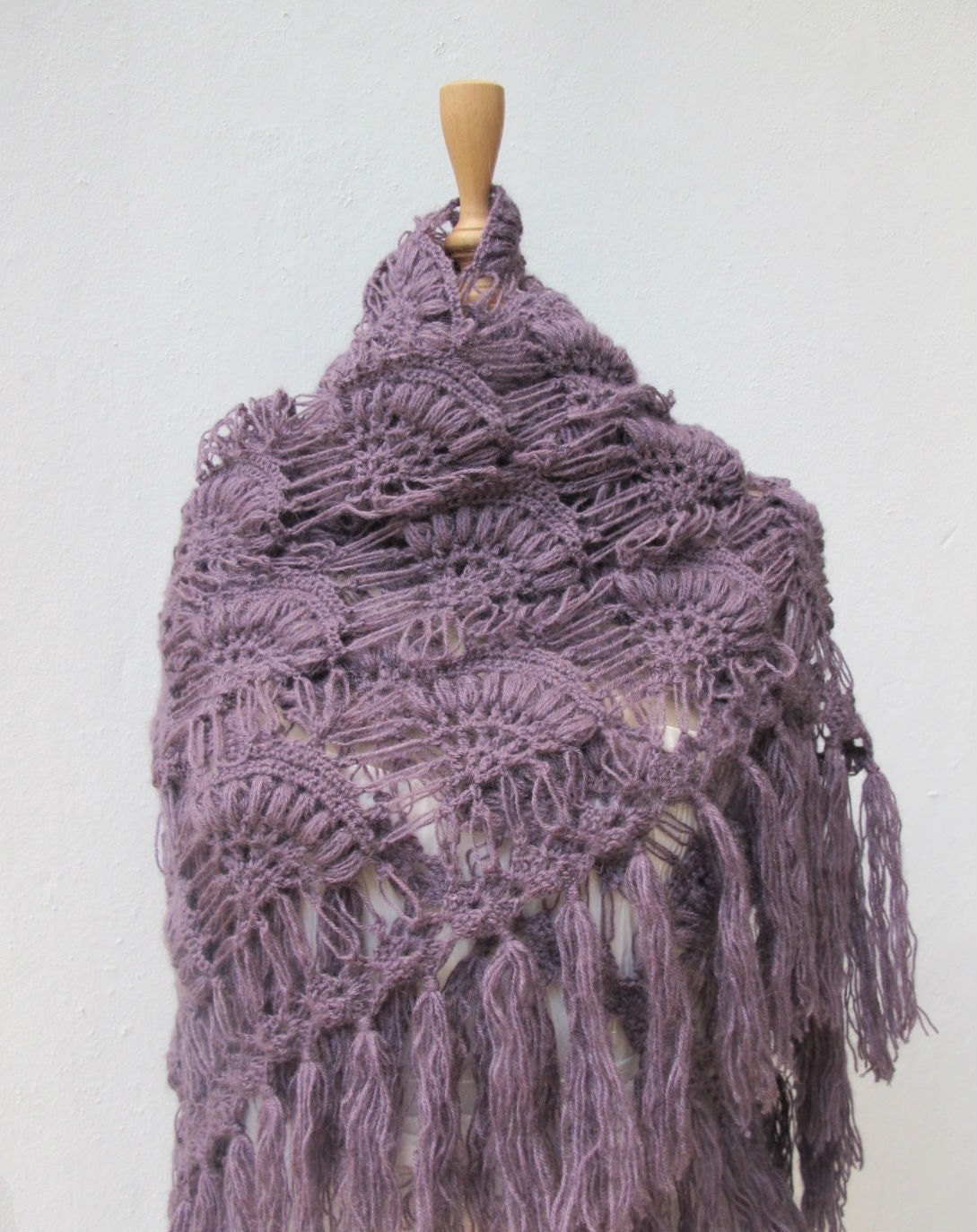 How to Crochet a Shawl | eHow.com