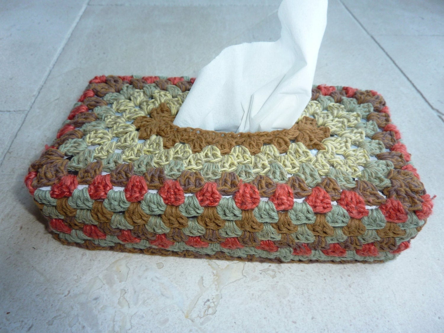 TOILET TISSUE COVER Crochet Pattern - Free Crochet Pattern