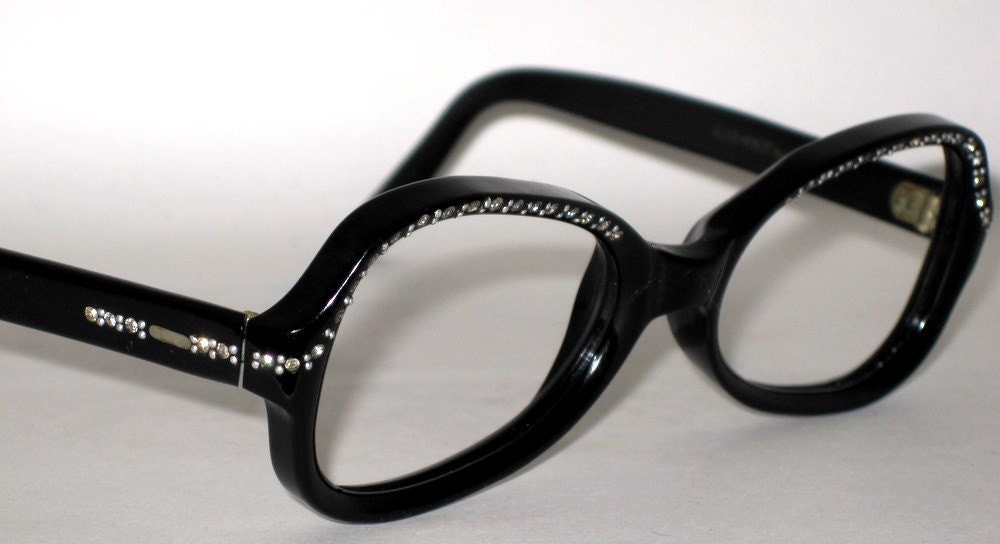 EYEGLASSES WITH RHINESTONES Glass Eye