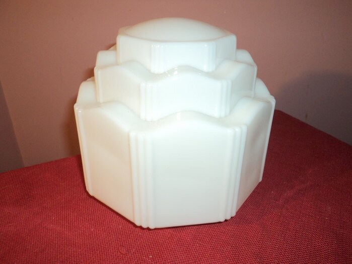 white art deco wedding cakes