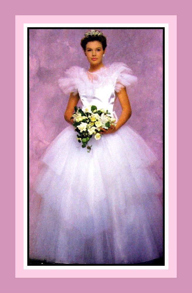 Vintage 1989 Fairy Princess Wedding Gown Designer Sewing Pattern 