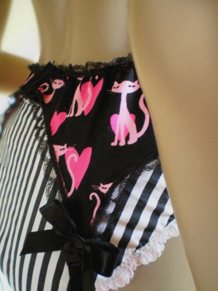 Black Garter Belt Hot Pink Heart And Retro Siamese Cat Print Burlesque Style
